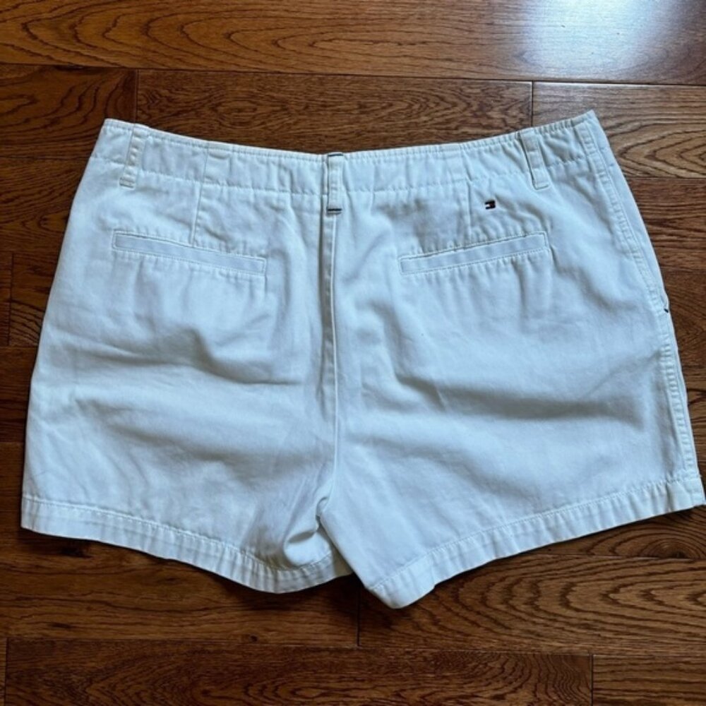 Tommy Hilfiger  white cotton shorts. Size 12
